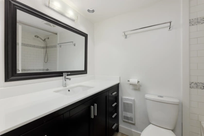 Bedroom 3 Photo of 220 1500 Pendrell Street, Vancouver, BC