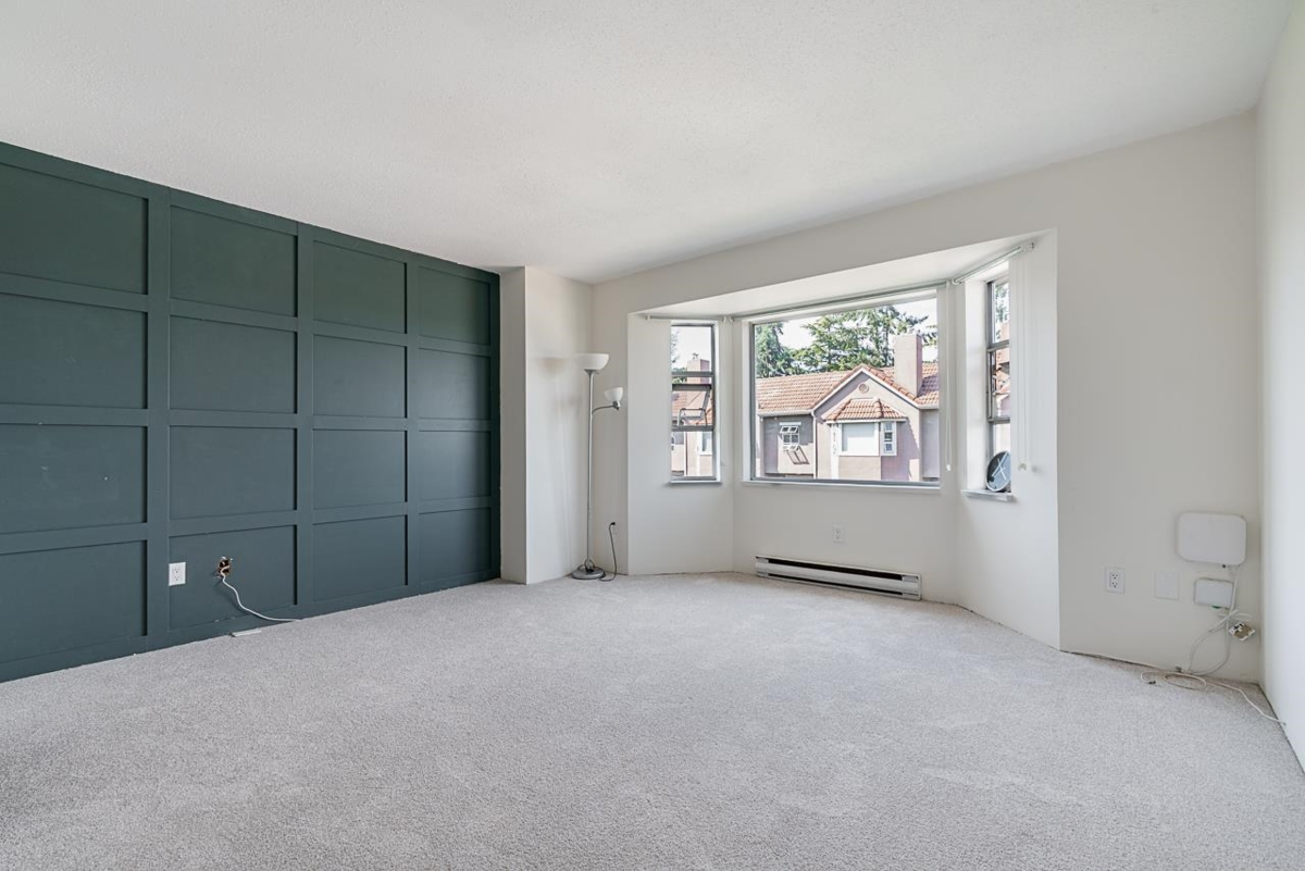 Powder Room Photo of 217 5700 Arcadia Road, Richmond, BC