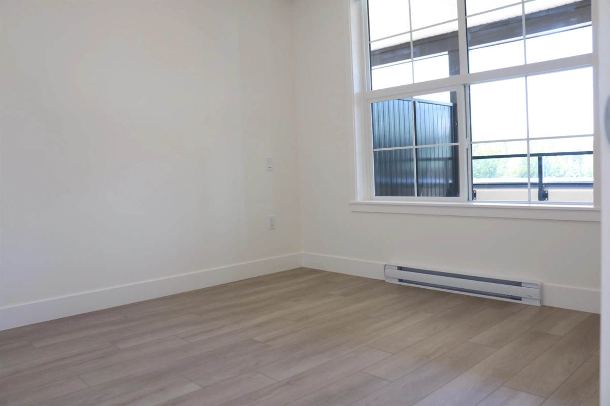 Primary Bathroom Photo of 308 22633 Selkirk Avenue, Maple Ridge, BC