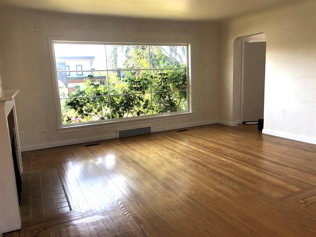 Living Room Photo of 234 W St. James Road, North Vancouver, BC