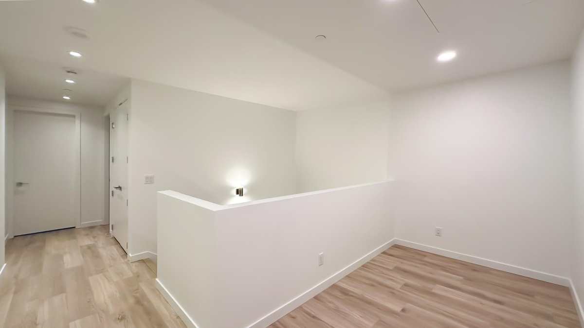 Hallway Photo of 102 660 Quayside Drive, New Westminster, BC