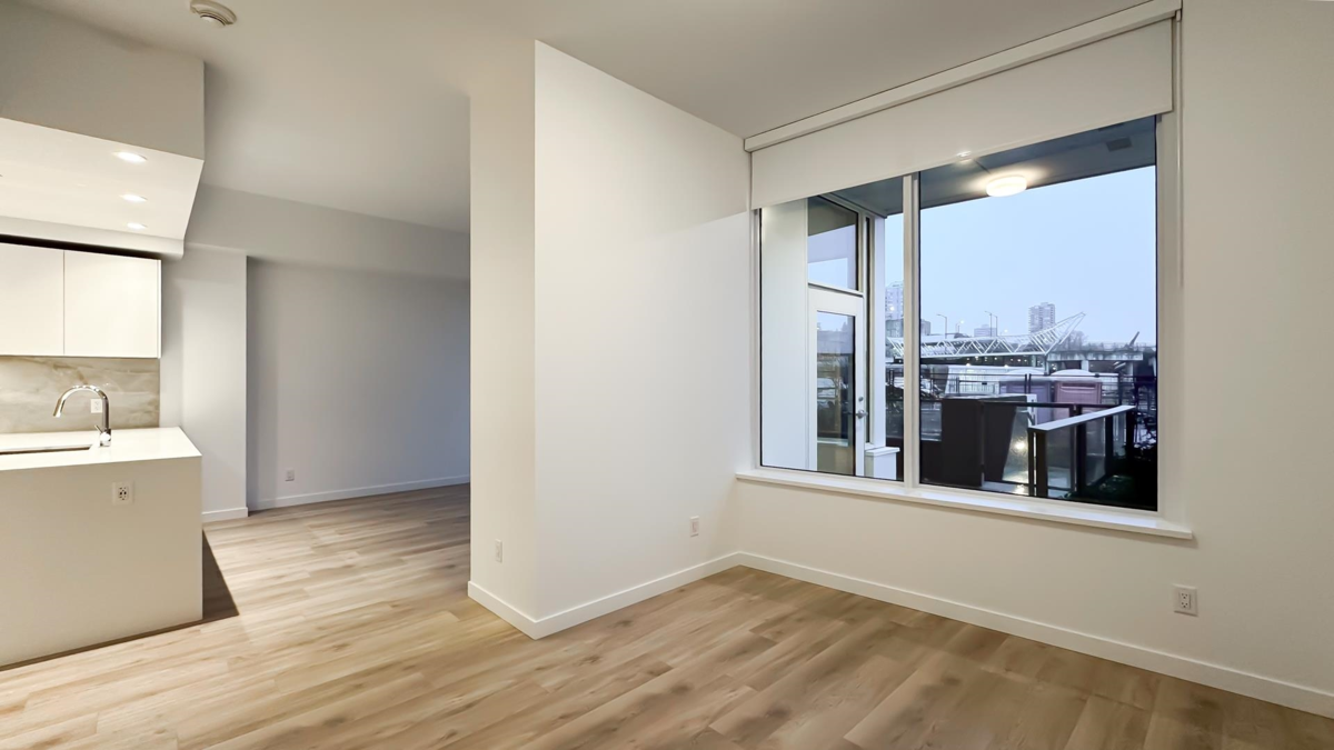 Kitchen Island Photo of 102 660 Quayside Drive, New Westminster, BC
