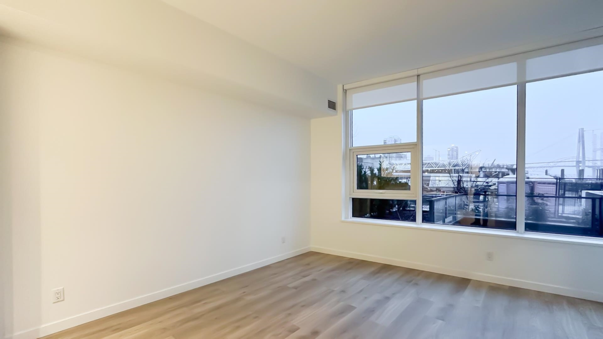 Kitchen Photo of 102 660 Quayside Drive, New Westminster, BC