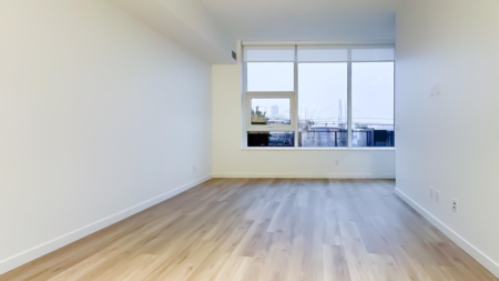 102 660 Quayside Drive, New Westminster, BC