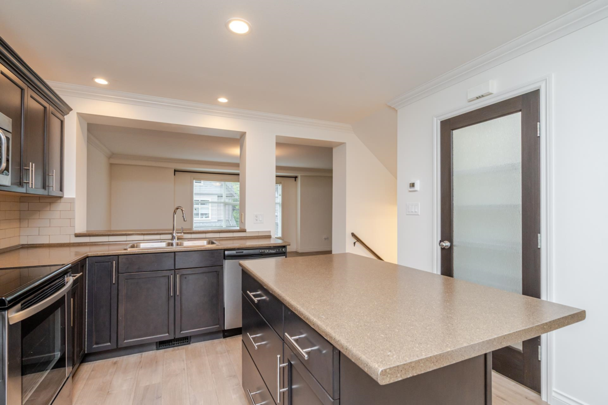 Walk-In Closet Photo of 14 1609 Agassiz-Rosedale No 9 Highway, Agassiz, BC