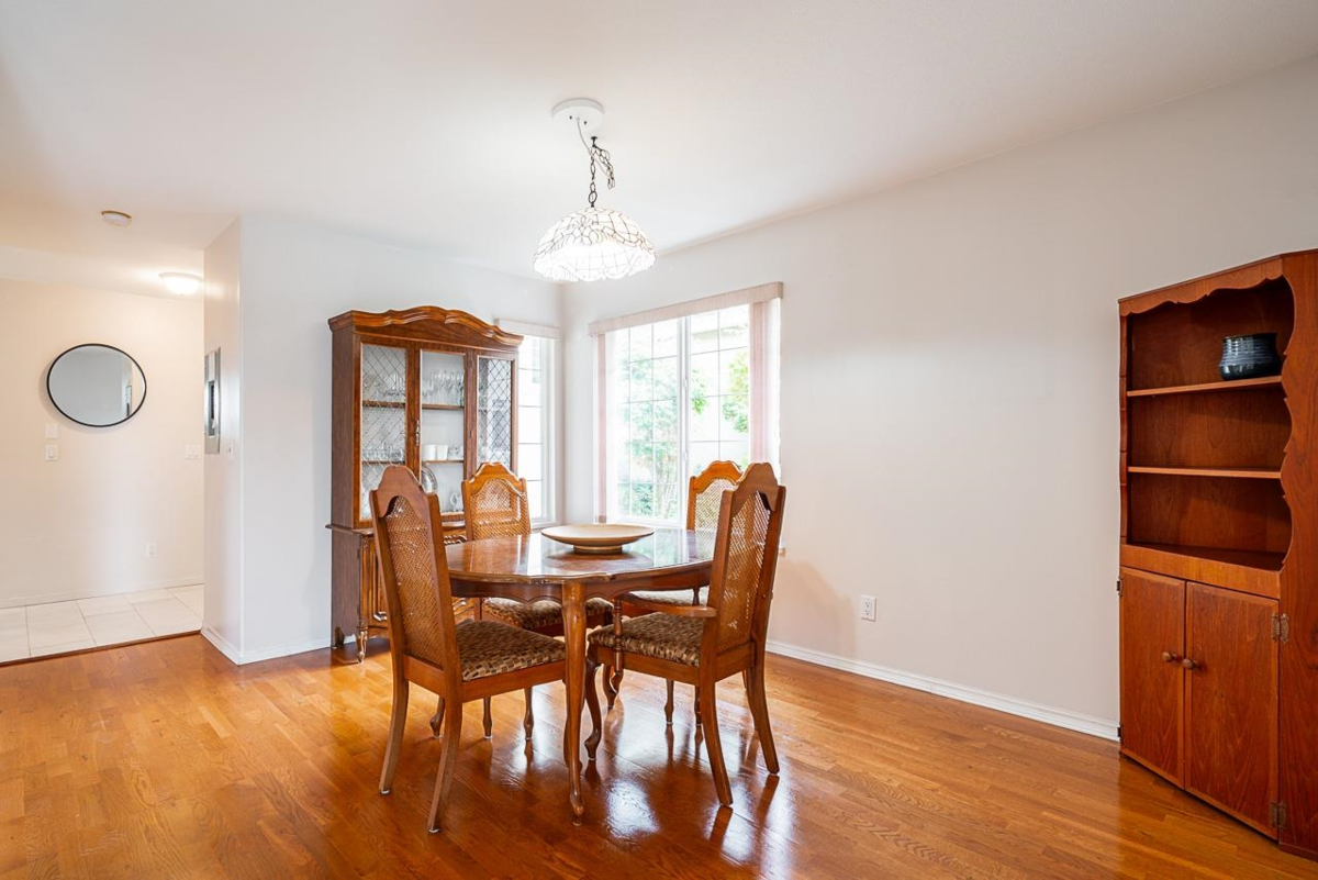 Kitchen Island Photo of 323 E Keith Road, North Vancouver, BC
