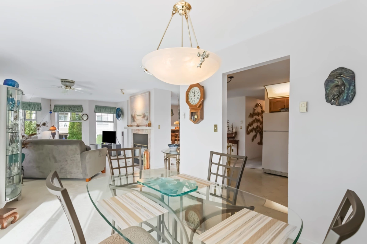 Dining Area Photo of 207 11601 227 Street, Maple Ridge, BC