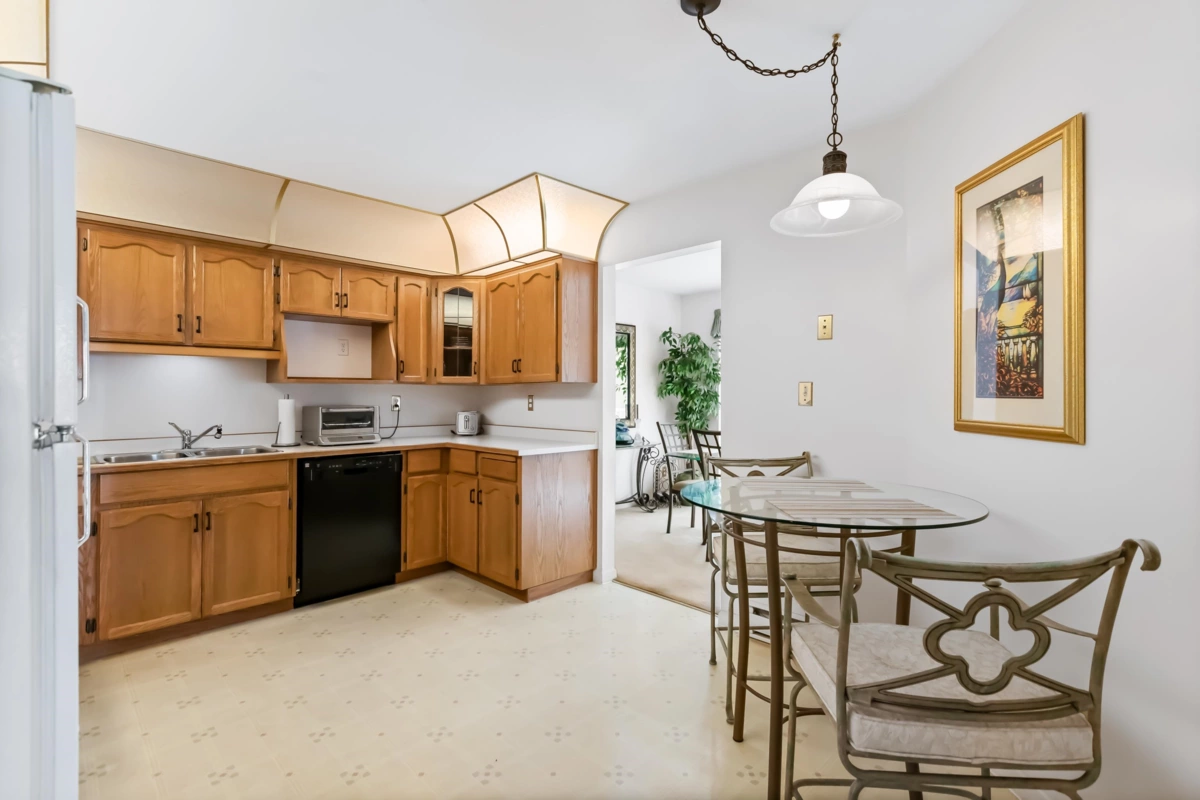 Primary Bedroom Photo of 207 11601 227 Street, Maple Ridge, BC