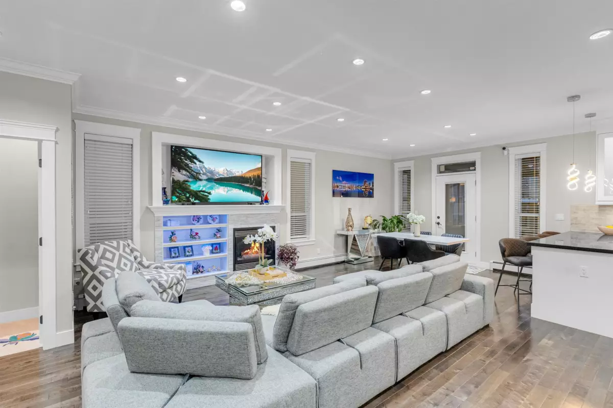 Family Room Photo of 21161 80a Avenue, Langley, BC