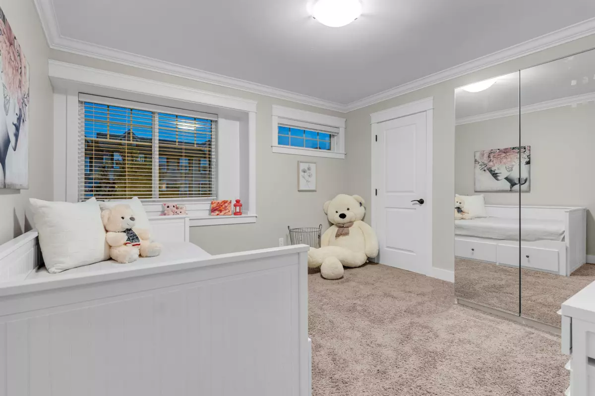 Guest Bathroom Photo of 21161 80a Avenue, Langley, BC