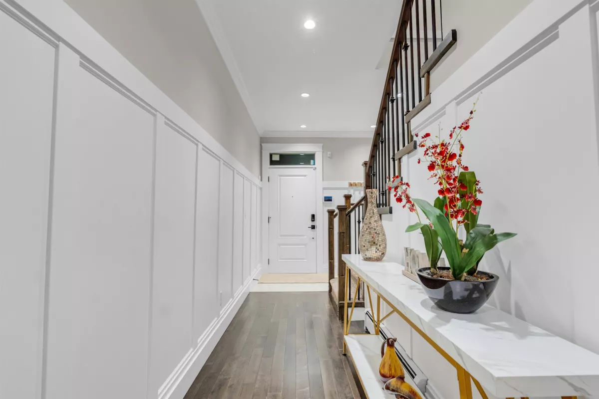 Powder Room Photo of 21161 80a Avenue, Langley, BC