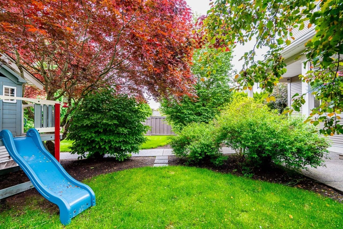 Aerial View of 36086 Shadbolt Avenue, Abbotsford, BC