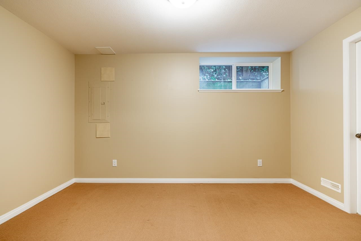 Front Yard Photo of 36086 Shadbolt Avenue, Abbotsford, BC