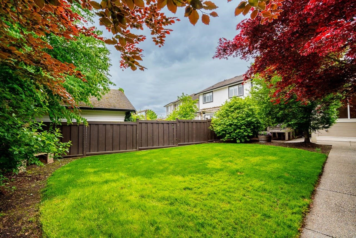 Neighborhood Park Photo Near 36086 Shadbolt Avenue, Abbotsford, BC