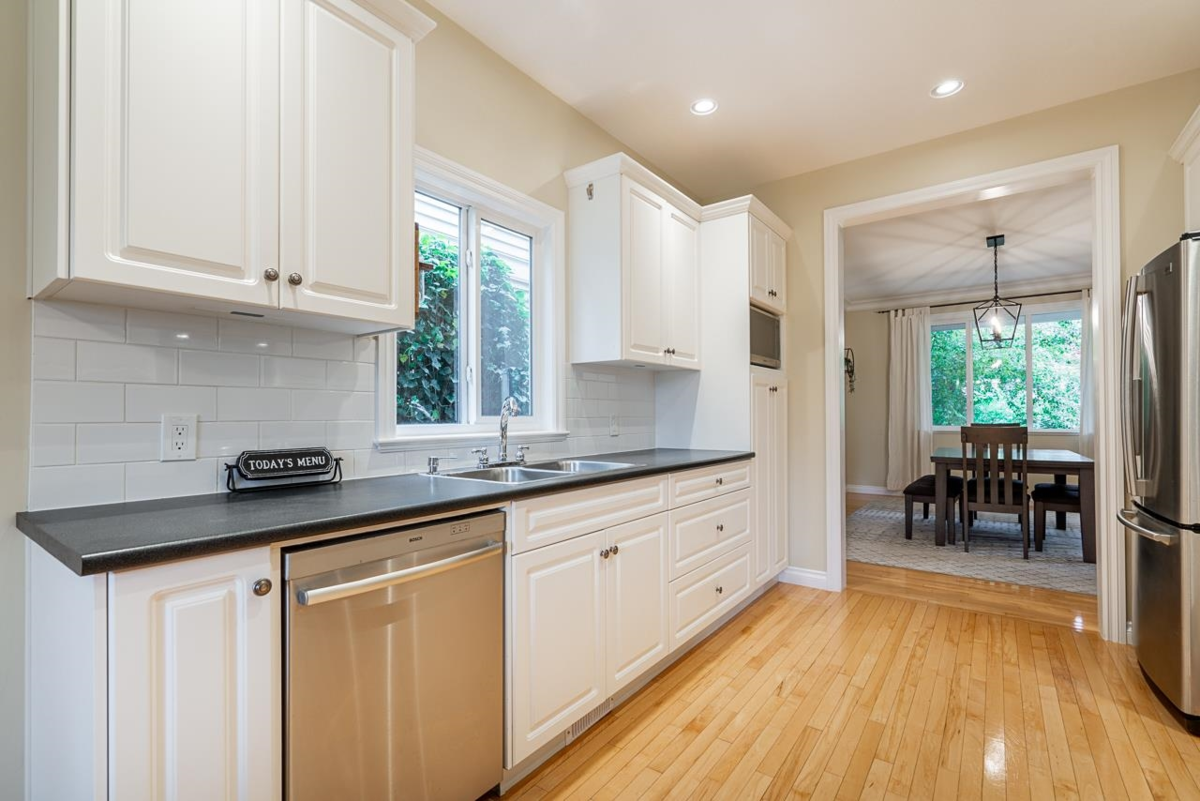 Pantry Photo of 36086 Shadbolt Avenue, Abbotsford, BC