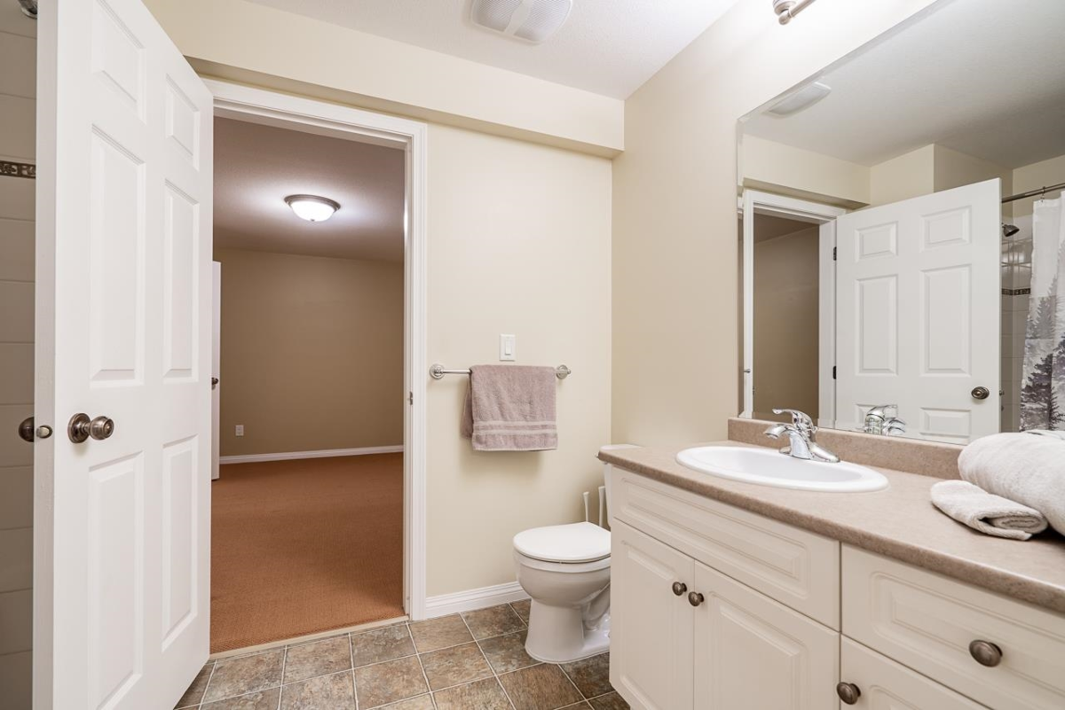 Swimming Pool Photo of 36086 Shadbolt Avenue, Abbotsford, BC