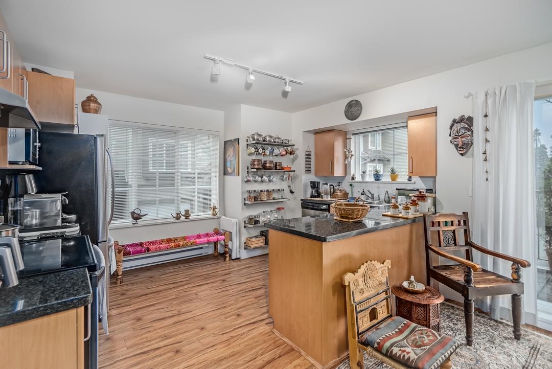 Primary Bathroom Photo of 16 3379 Morrey Court, Burnaby, BC