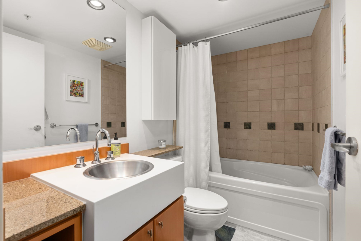 Basement Recreation Room Photo of 2108 1438 Richards Street, Vancouver, BC