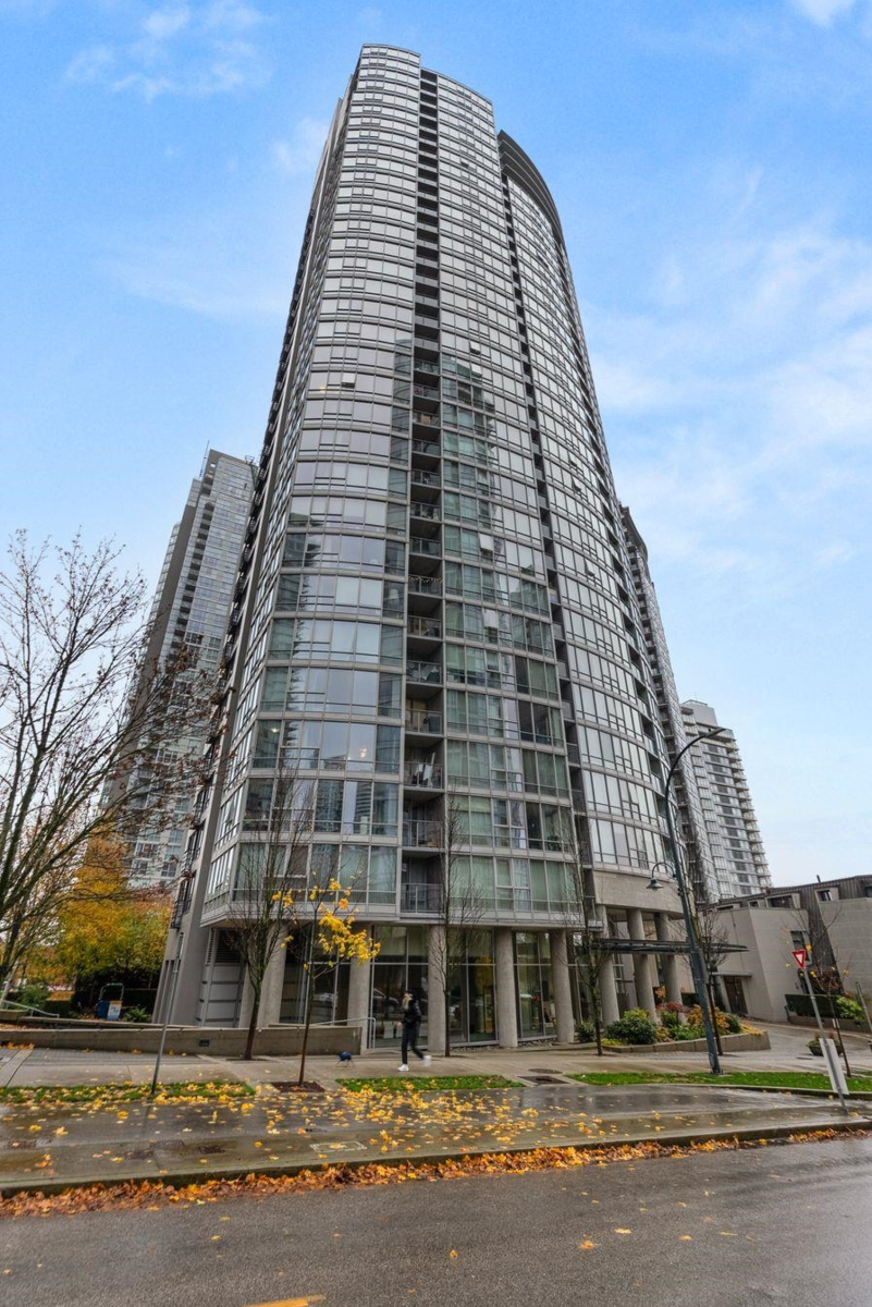 Living Room Photo of 2108 1438 Richards Street, Vancouver, BC