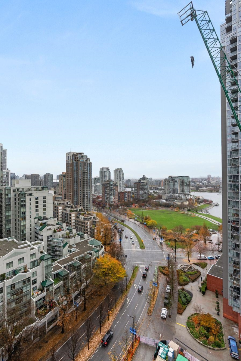 Powder Room Photo of 2108 1438 Richards Street, Vancouver, BC