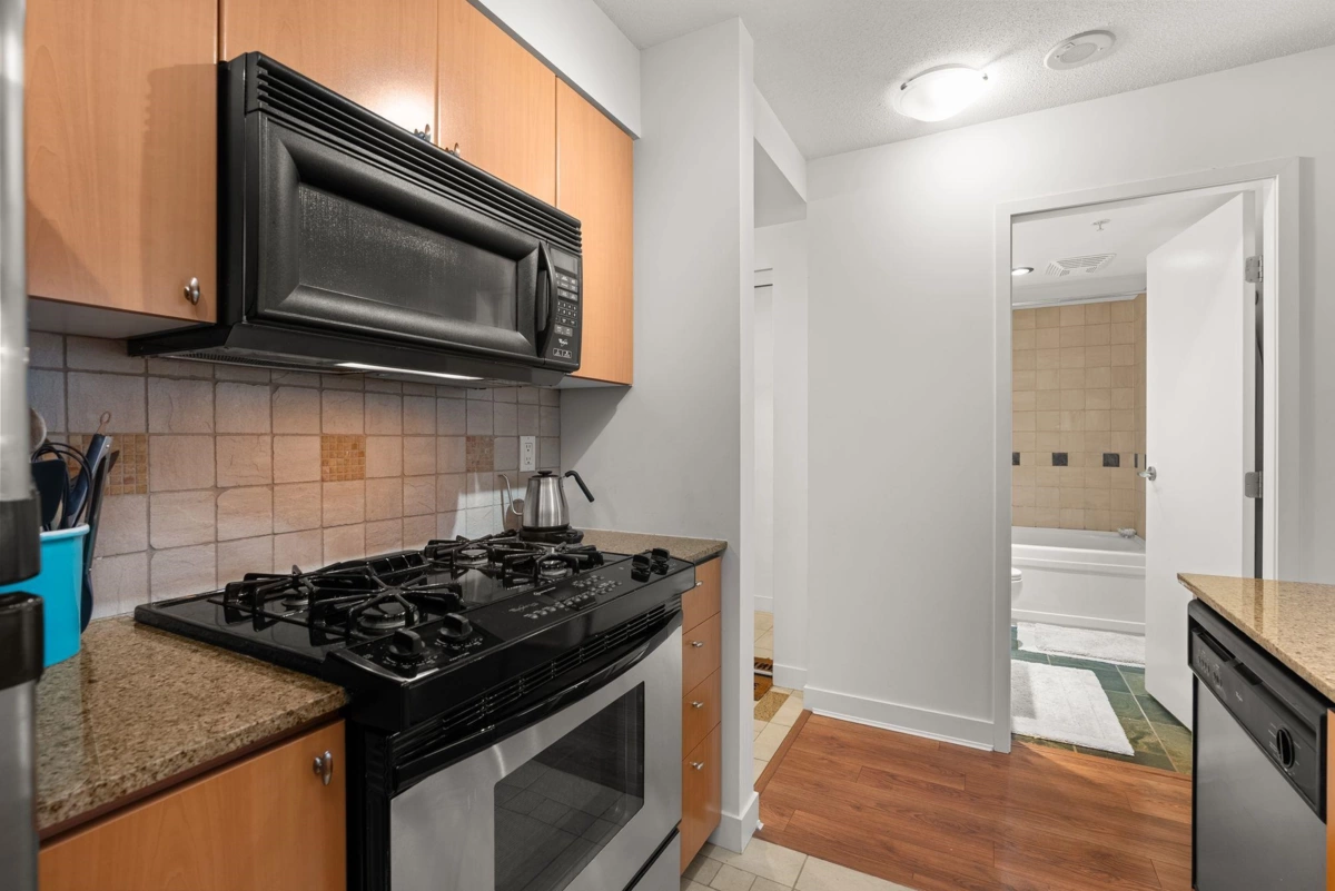 Primary Bedroom Photo of 2108 1438 Richards Street, Vancouver, BC