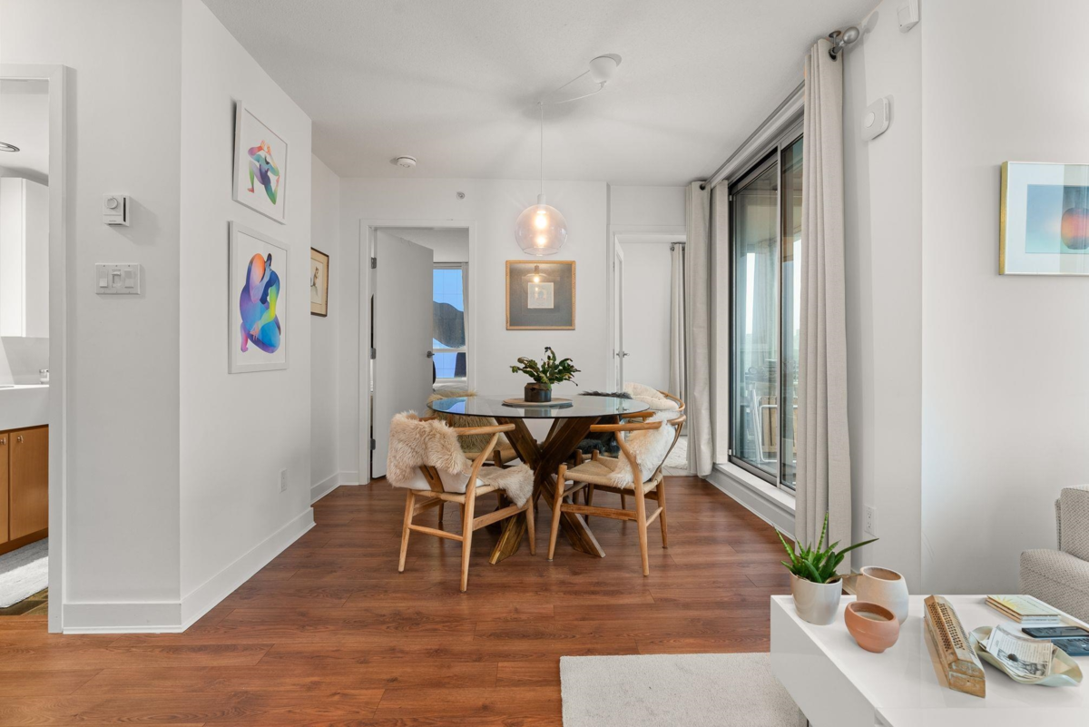 Walk-In Closet Photo of 2108 1438 Richards Street, Vancouver, BC