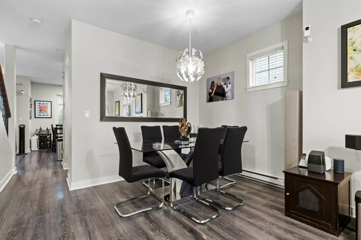 Dining Area Photo of 22 19551 66 Avenue, Surrey, BC