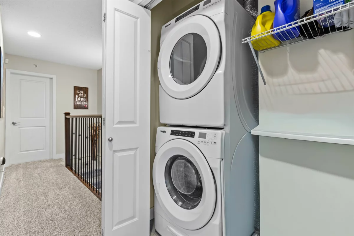 Hallway Photo of 22 19551 66 Avenue, Surrey, BC