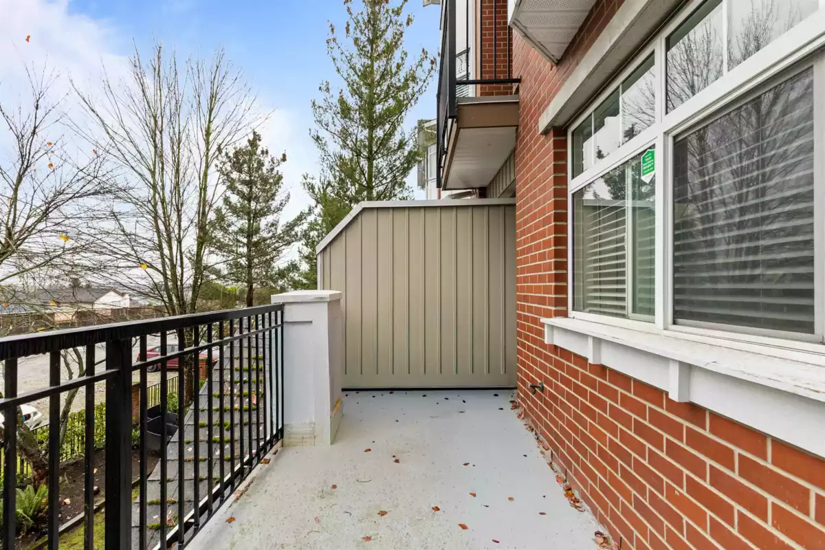 Outdoor Deck Photo of 22 19551 66 Avenue, Surrey, BC