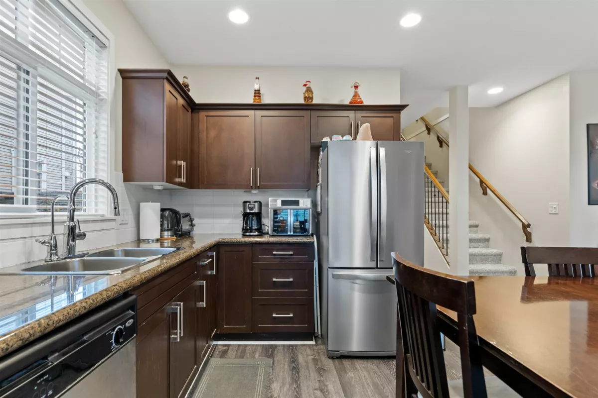 Primary Bathroom Photo of 22 19551 66 Avenue, Surrey, BC