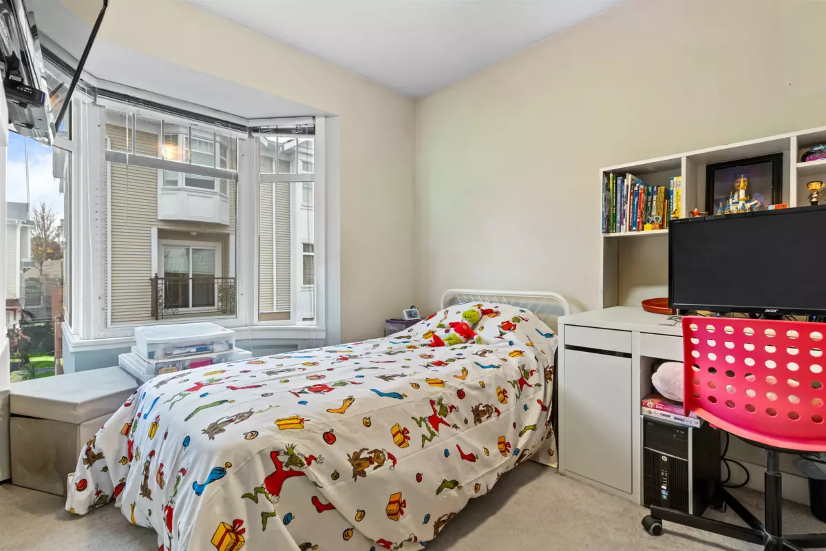 Staircase Photo of 22 19551 66 Avenue, Surrey, BC