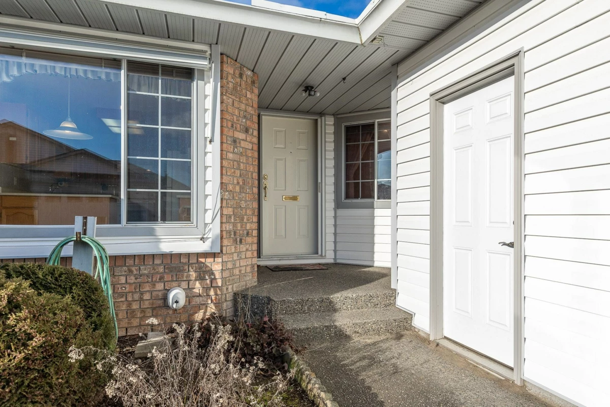 Exterior Rear Photo of 26 33922 King Road, Abbotsford, BC