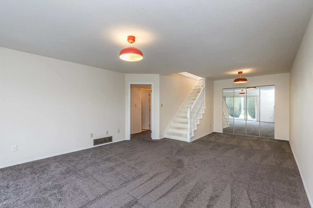 Front Yard Photo of 26 33922 King Road, Abbotsford, BC