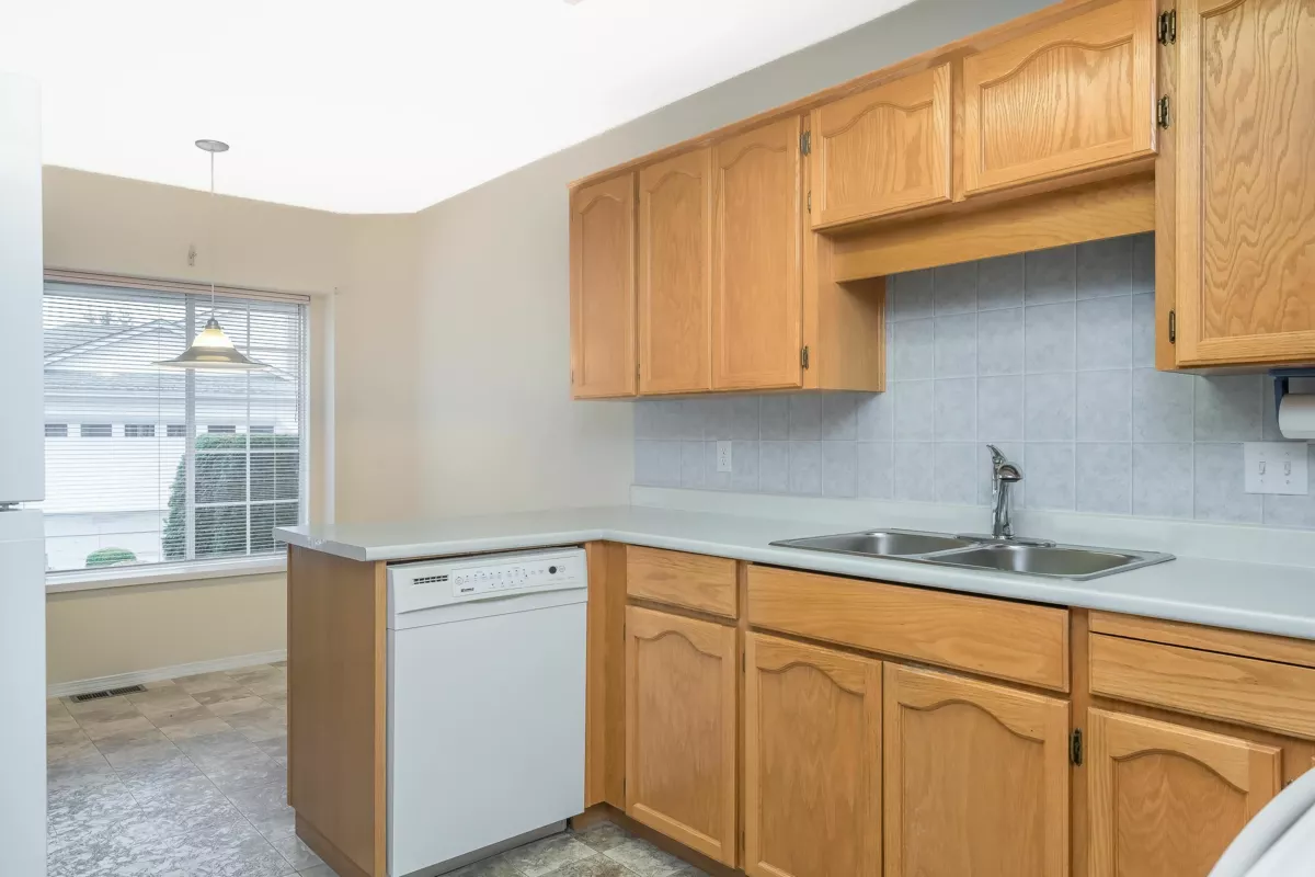 Kitchen Photo of 26 33922 King Road, Abbotsford, BC