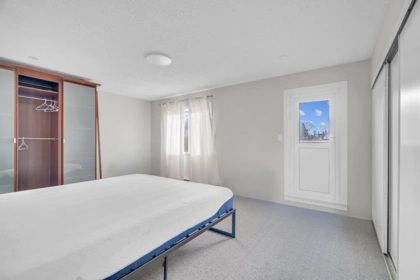 Primary Bathroom Photo of 13335 70b Avenue, Surrey, BC