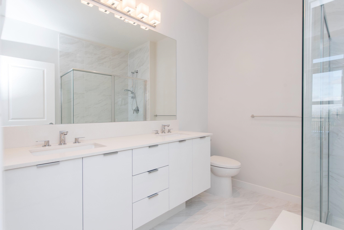 Guest Bathroom Photo of C610 8150 207 Street, Langley, BC