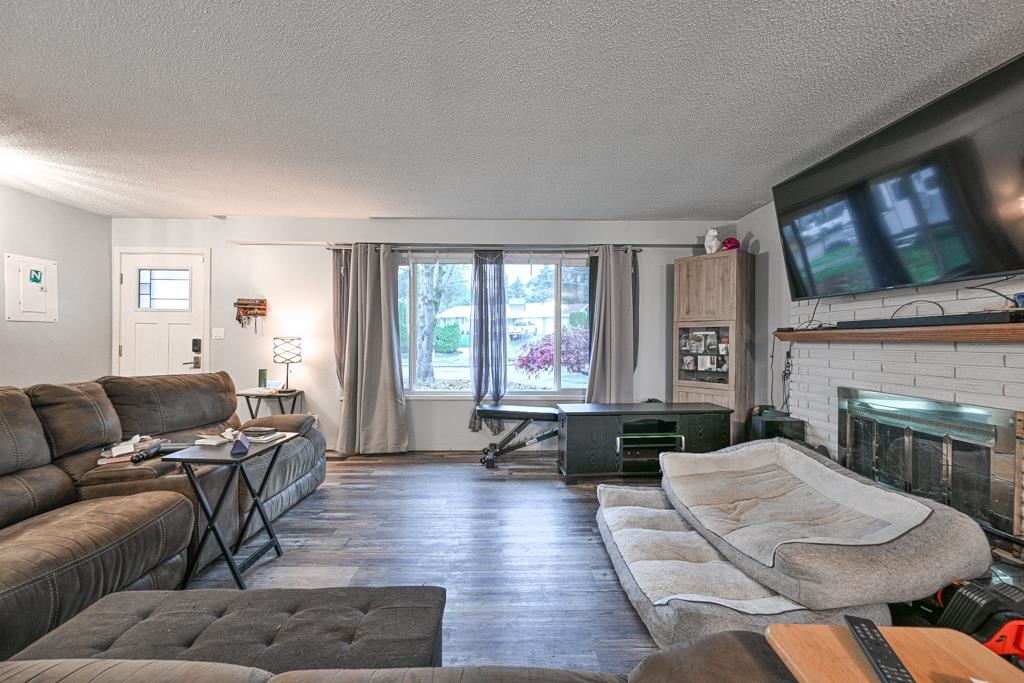 Pantry Photo of 2436 Rideau Street, Abbotsford, BC