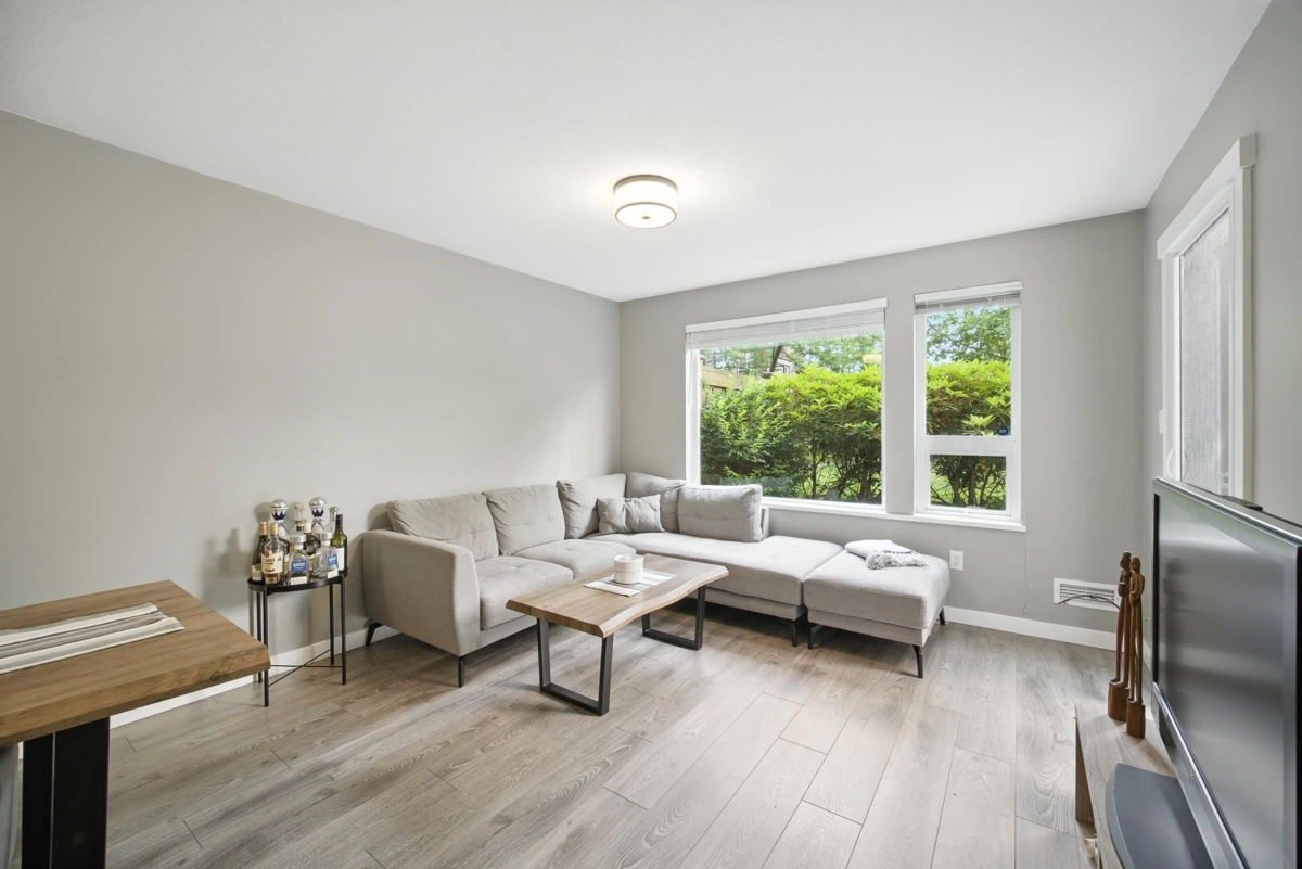 Bedroom 3 Photo of 118 9399 Tomicki Avenue, Richmond, BC