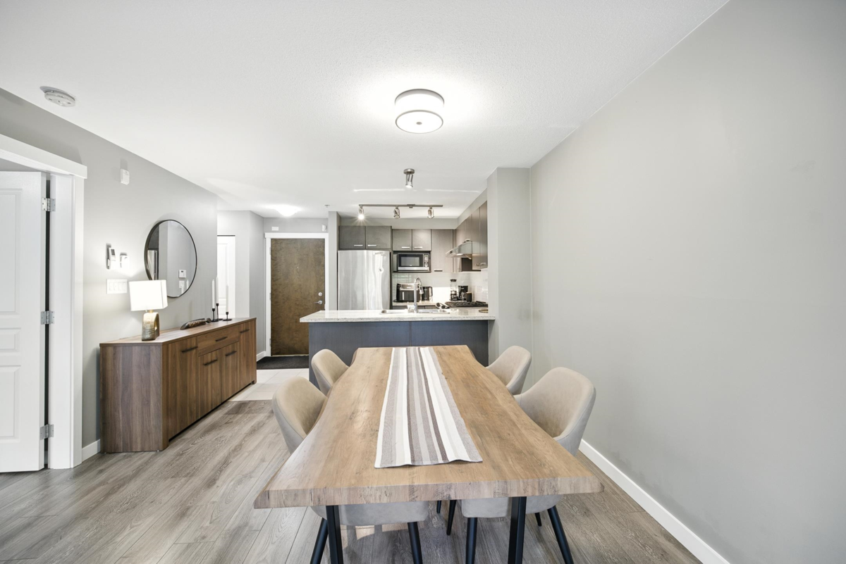 Breakfast Nook Photo of 118 9399 Tomicki Avenue, Richmond, BC