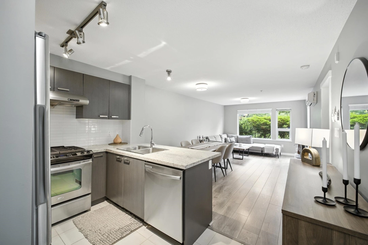 Exterior Front Photo of 118 9399 Tomicki Avenue, Richmond, BC