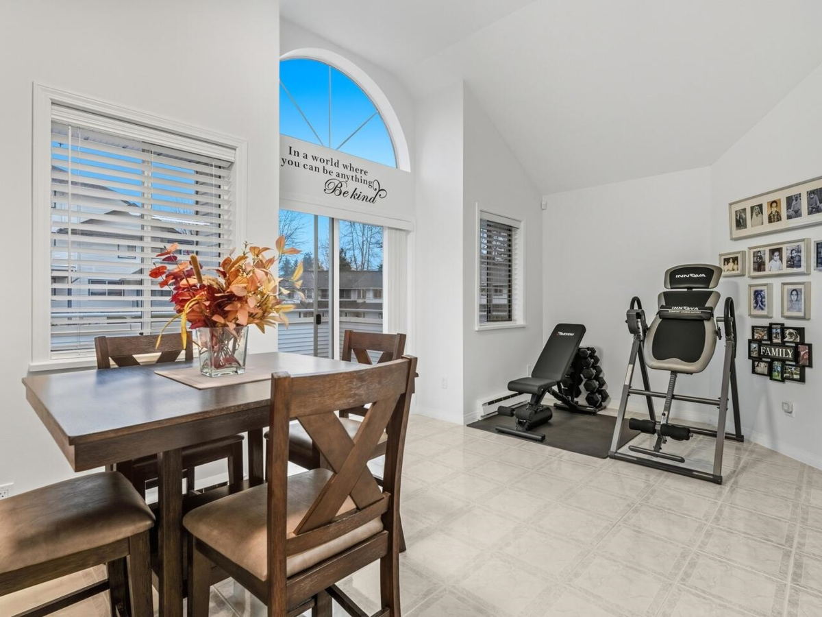 Family Room Photo of 402 19645 64 Avenue, Langley, BC