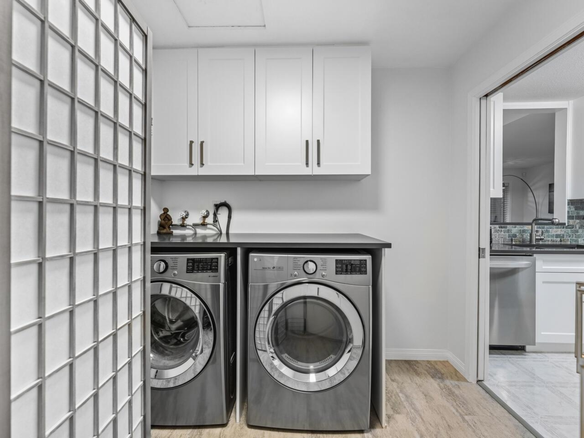 Guest Bathroom Photo of 402 19645 64 Avenue, Langley, BC