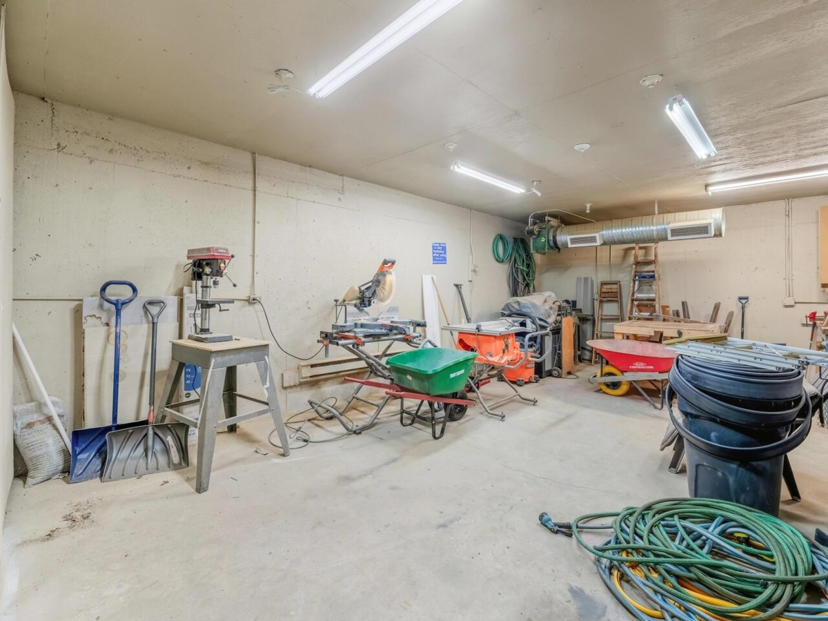 Powder Room Photo of 402 19645 64 Avenue, Langley, BC