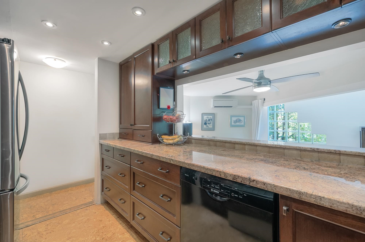 Family Room Photo of 2217 Oak Street, Vancouver, BC