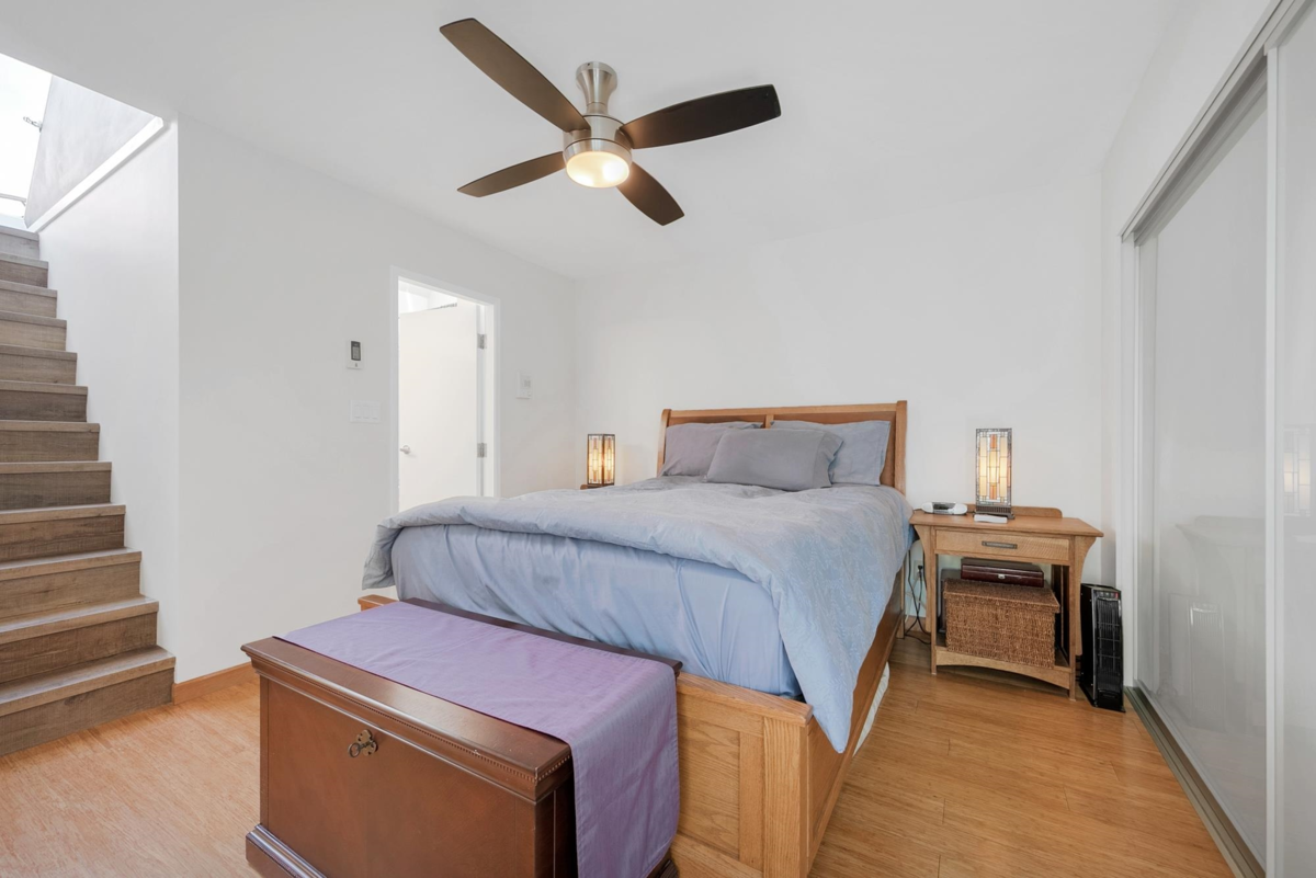 Office / Den Photo of 2217 Oak Street, Vancouver, BC