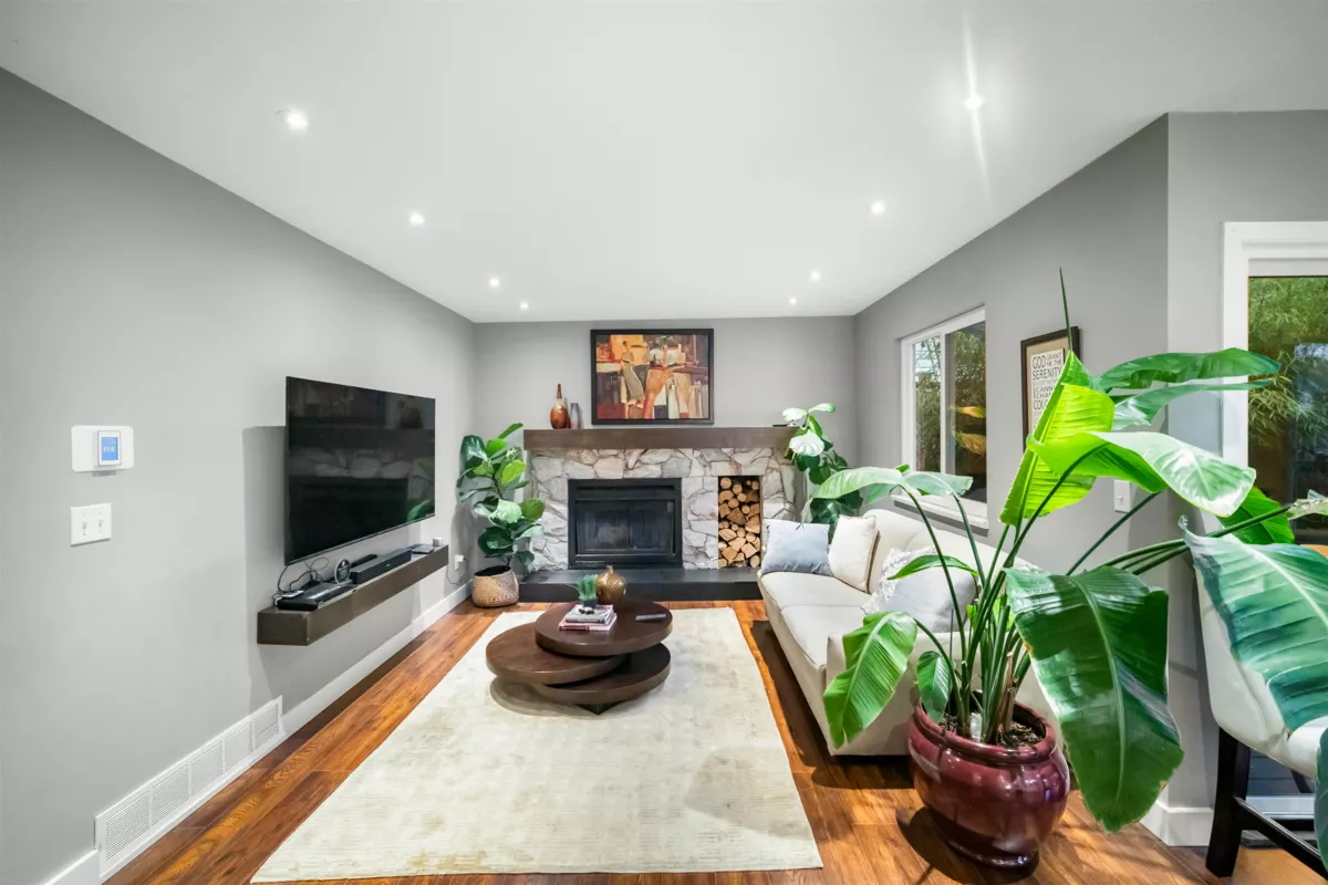 Primary Bedroom Photo of 287 Santiago Street, Coquitlam, BC