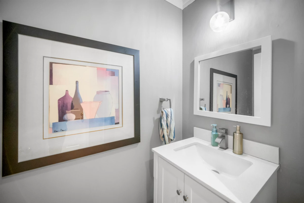 Walk-In Closet Photo of 287 Santiago Street, Coquitlam, BC