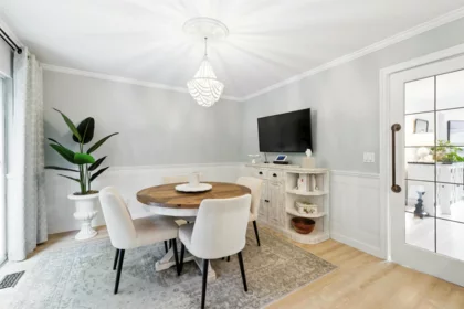 8885 Larkfield Drive, Burnaby, BC, Burnaby — Townhouse for sale