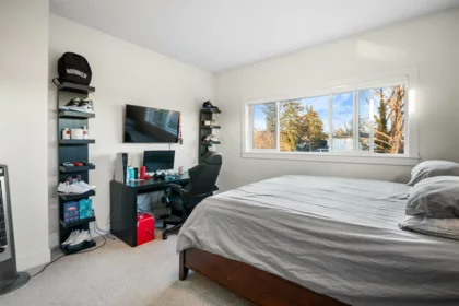 Bedroom 3 Photo of 2055 167a Street, Surrey, BC