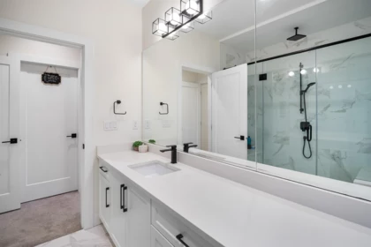 Entry Foyer Photo of 2055 167a Street, Surrey, BC